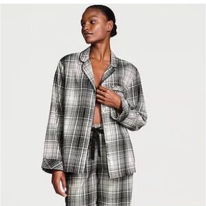 NWT Victoria's Secret Black and White Plaid Pajama TOP